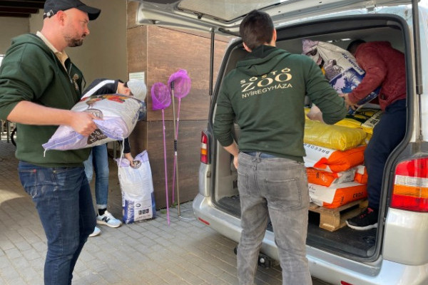 Elindult a Nyíregyházi Állatpark első segélyszállítmánya Ukrajna felé