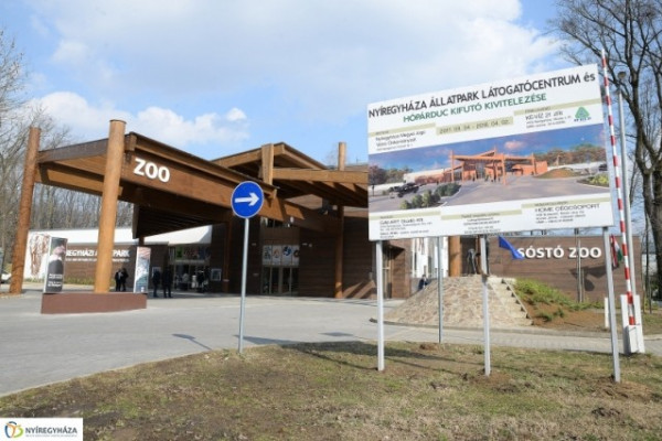 Átadtuk a Látogatócentrumot és a hópárduc kifutót