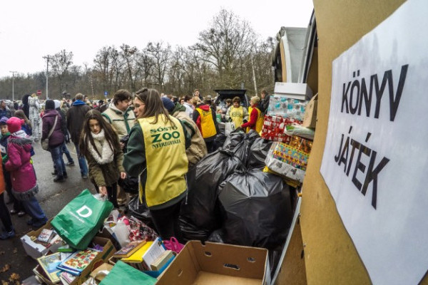 Idén is lesz 100Ft-os nap